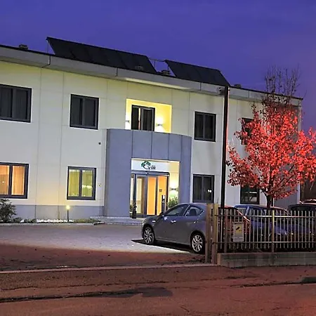 Groane Hotel 3*